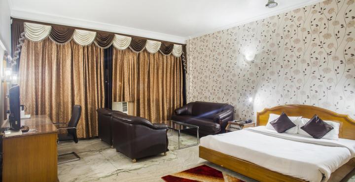 Sarao Hotel Mohali Ngoại thất bức ảnh